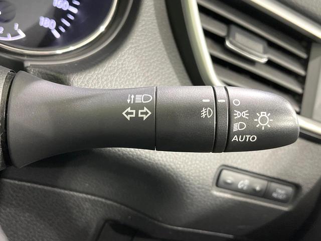 エクストレイル モード・プレミア　４ＷＤ　純正ナビ　全周囲カメラ　禁煙車　レザーシート　スマートキー　ＬＥＤヘッド　ナビ連動ＥＴＣ　クルコン　純正１８インチアルミ　オートライト　デュアルエアコン　Ｂｌｕｅｔｏｏｔｈ　ＣＤ　フルセグ（44枚目）