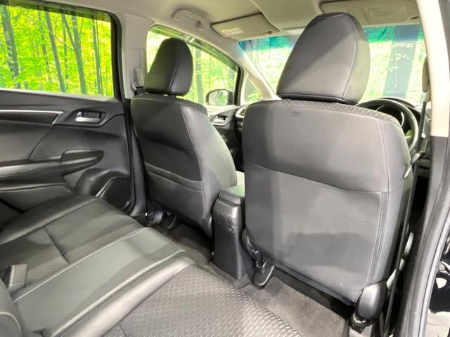 フィットハイブリッド Lパッケージ 4WD 純正SDナビ バックカメラ 禁煙車 ハーフレザーシート ドラレコ スマートキー LEDヘッド ビルトインETC クルコン 純正15インチアルミ オートライト オートエアコン(36枚目)