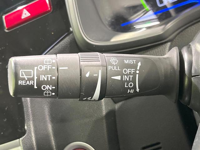 フィットハイブリッド Lパッケージ 4WD 純正SDナビ バックカメラ 禁煙車 ハーフレザーシート ドラレコ スマートキー LEDヘッド ビルトインETC クルコン 純正15インチアルミ オートライト オートエアコン(49枚目)