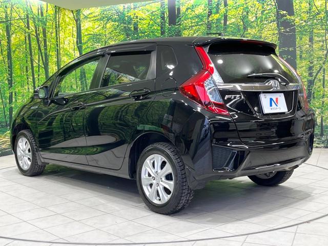 フィットハイブリッド Lパッケージ 4WD 純正SDナビ バックカメラ 禁煙車 ハーフレザーシート ドラレコ スマートキー LEDヘッド ビルトインETC クルコン 純正15インチアルミ オートライト オートエアコン(64枚目)