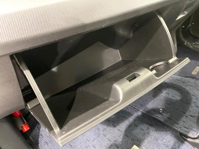 フリード Ｇ　エアロ　ジャストセレクション　電動スライドドア　ディスプレイオーディオ　バックカメラ　禁煙車　ＨＩＤヘッド　ＥＴＣ　オートエアコン　オートライト　Ｂｌｕｅｔｏｏｔｈ接続　ＬＥＤフォグ　電動格納ミラー　盗難防止措置（24枚目）