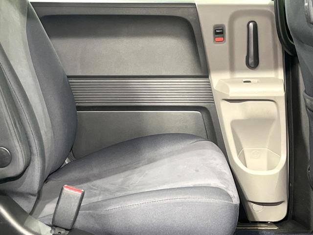 フリード Ｇ　エアロ　ジャストセレクション　電動スライドドア　ディスプレイオーディオ　バックカメラ　禁煙車　ＨＩＤヘッド　ＥＴＣ　オートエアコン　オートライト　Ｂｌｕｅｔｏｏｔｈ接続　ＬＥＤフォグ　電動格納ミラー　盗難防止措置（33枚目）