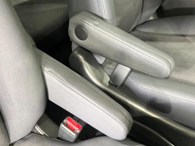 フリード Ｇ　エアロ　ジャストセレクション　電動スライドドア　ディスプレイオーディオ　バックカメラ　禁煙車　ＨＩＤヘッド　ＥＴＣ　オートエアコン　オートライト　Ｂｌｕｅｔｏｏｔｈ接続　ＬＥＤフォグ　電動格納ミラー　盗難防止措置（34枚目）