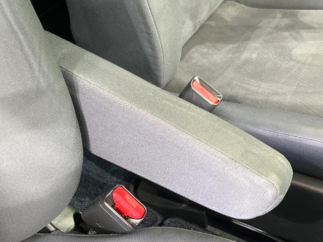 フリード Ｇ　エアロ　ジャストセレクション　電動スライドドア　ディスプレイオーディオ　バックカメラ　禁煙車　ＨＩＤヘッド　ＥＴＣ　オートエアコン　オートライト　Ｂｌｕｅｔｏｏｔｈ接続　ＬＥＤフォグ　電動格納ミラー　盗難防止措置（36枚目）