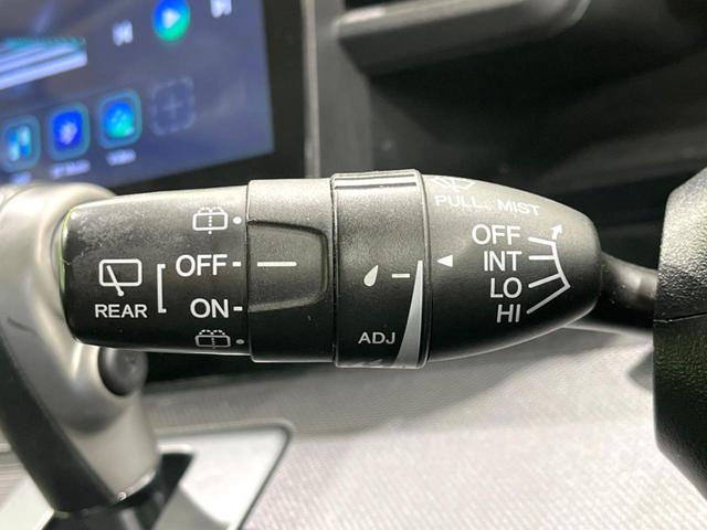 フリード Ｇ　エアロ　ジャストセレクション　電動スライドドア　ディスプレイオーディオ　バックカメラ　禁煙車　ＨＩＤヘッド　ＥＴＣ　オートエアコン　オートライト　Ｂｌｕｅｔｏｏｔｈ接続　ＬＥＤフォグ　電動格納ミラー　盗難防止措置（42枚目）