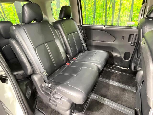 セレナ e-パワー ハイウェイスターV 両側電動ドア 純正10型ナビ 後席モニター 全周囲カメラ 衝突被害軽減システム 禁煙車 ドラレコ コーナーセンサー スマートキー LEDヘッド ビルトインETC クルコン 純正15インチアルミ(8枚目)