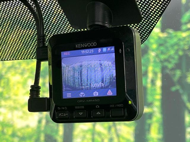 ワゴンRスティングレー T ターボ SDナビ 禁煙車 ドラレコ スマートキー HIDヘッド ETC オートライト オートエアコン CD DVD再生 地デジ パドルシフト 盗難防止装置 プライバシーガラス(4枚目)