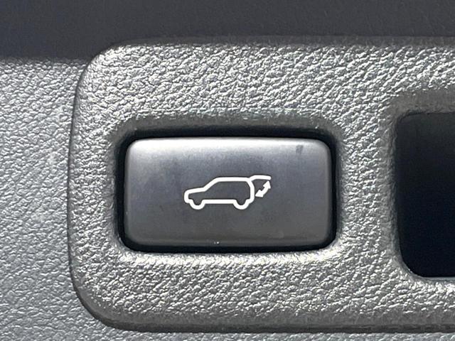 ＮＸ ＮＸ２００ｔ　バージョンＬ　４ＷＤ　メーカーナビ　サイド・バックカメラ　禁煙車　電動リアゲート　レザーシート　前席シートエアコン　ドラレコ　コーナーセンサー　スマートキー　ＬＥＤヘッド　ビルトインＥＴＣ（7枚目）