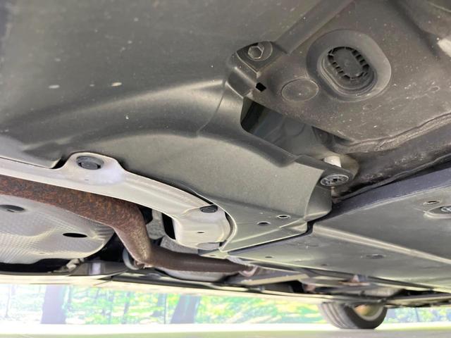 カローラツーリング ハイブリッド　ダブルバイビー　バックカメラ　１００Ｖ電源　衝突被害軽減システム　レーダークルーズ　禁煙車　ハーフレザーシート　ドラレコ　コーナーセンサー　スマートキー　ＬＥＤヘッド　ＥＴＣ２．０　純正１７インチアルミ（23枚目）