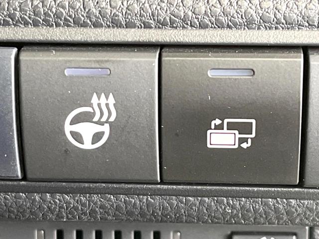 カローラツーリング ハイブリッド　ダブルバイビー　バックカメラ　１００Ｖ電源　衝突被害軽減システム　レーダークルーズ　禁煙車　ハーフレザーシート　ドラレコ　コーナーセンサー　スマートキー　ＬＥＤヘッド　ＥＴＣ２．０　純正１７インチアルミ（39枚目）