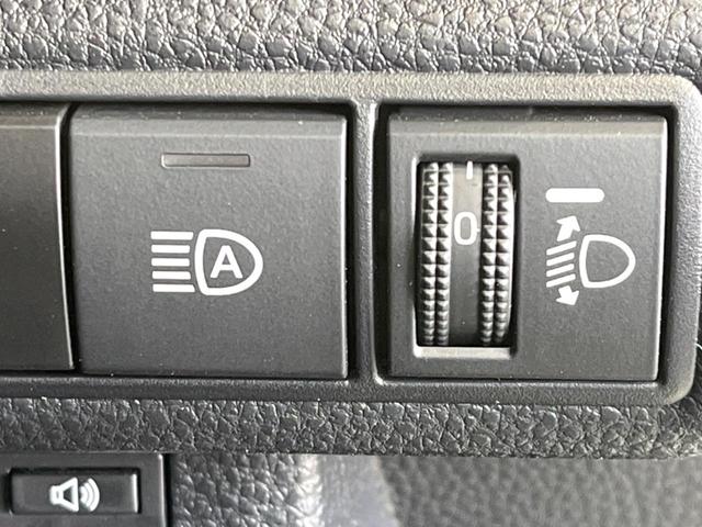 カローラツーリング ハイブリッド　ダブルバイビー　バックカメラ　１００Ｖ電源　衝突被害軽減システム　レーダークルーズ　禁煙車　ハーフレザーシート　ドラレコ　コーナーセンサー　スマートキー　ＬＥＤヘッド　ＥＴＣ２．０　純正１７インチアルミ（41枚目）