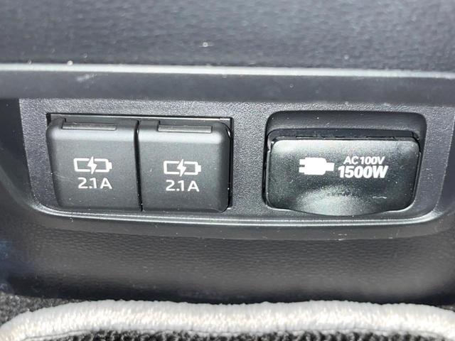 カローラツーリング ハイブリッド　ダブルバイビー　バックカメラ　１００Ｖ電源　衝突被害軽減システム　レーダークルーズ　禁煙車　ハーフレザーシート　ドラレコ　コーナーセンサー　スマートキー　ＬＥＤヘッド　ＥＴＣ２．０　純正１７インチアルミ（42枚目）