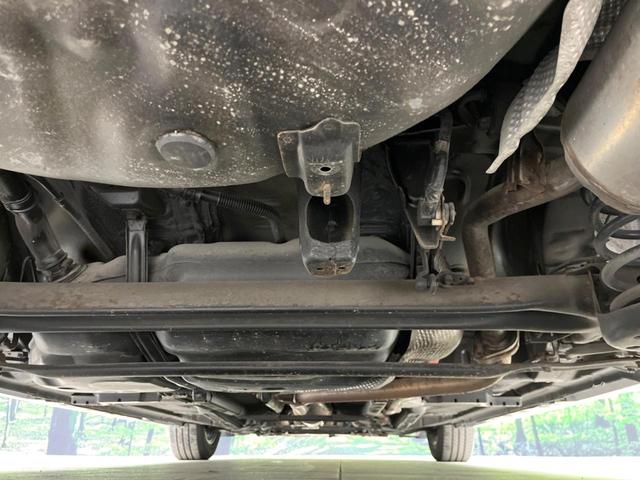 プリウス S HDDナビ バックカメラ 禁煙車 スマートキー HIDヘッド ビルトインETC オートライト オートエアコン CD DVD再生 15インチアルミ 盗難防止装置 プライバシーガラス(19枚目)