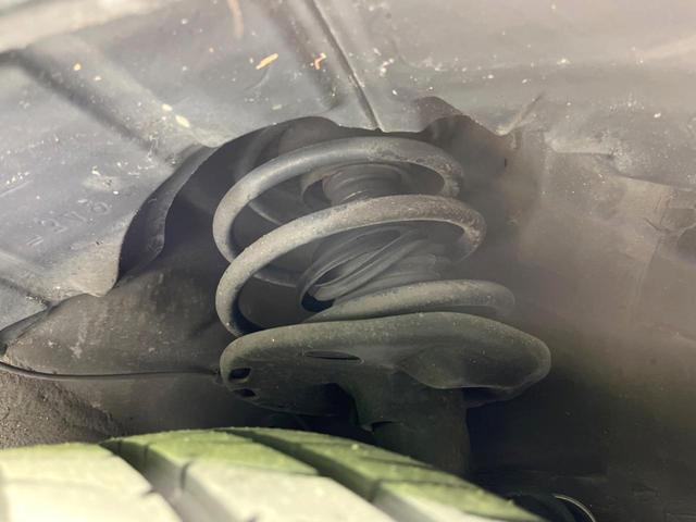 プリウス S HDDナビ バックカメラ 禁煙車 スマートキー HIDヘッド ビルトインETC オートライト オートエアコン CD DVD再生 15インチアルミ 盗難防止装置 プライバシーガラス(20枚目)