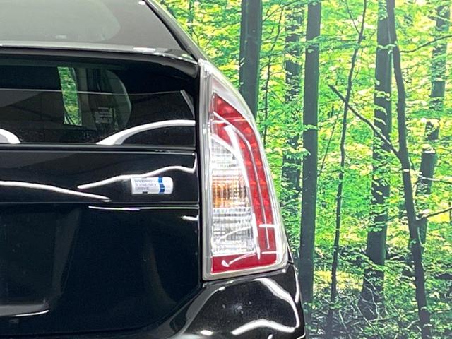 プリウス S HDDナビ バックカメラ 禁煙車 スマートキー HIDヘッド ビルトインETC オートライト オートエアコン CD DVD再生 15インチアルミ 盗難防止装置 プライバシーガラス(28枚目)