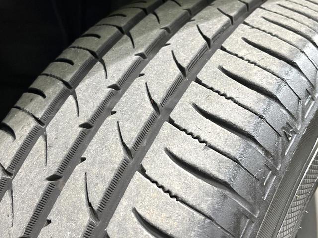 プリウス S HDDナビ バックカメラ 禁煙車 スマートキー HIDヘッド ビルトインETC オートライト オートエアコン CD DVD再生 15インチアルミ 盗難防止装置 プライバシーガラス(32枚目)