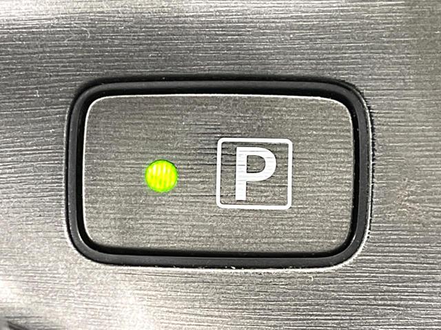 プリウス S HDDナビ バックカメラ 禁煙車 スマートキー HIDヘッド ビルトインETC オートライト オートエアコン CD DVD再生 15インチアルミ 盗難防止装置 プライバシーガラス(44枚目)