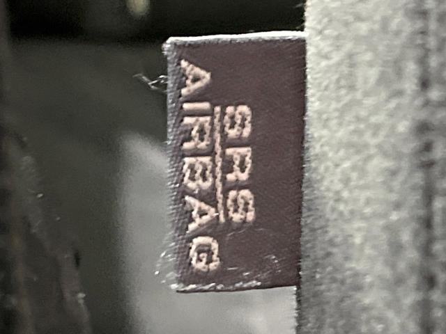 プリウス S HDDナビ バックカメラ 禁煙車 スマートキー HIDヘッド ビルトインETC オートライト オートエアコン CD DVD再生 15インチアルミ 盗難防止装置 プライバシーガラス(45枚目)