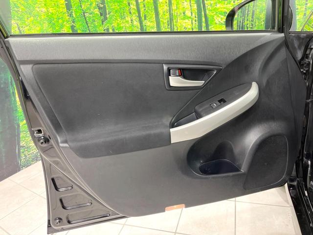 プリウス S HDDナビ バックカメラ 禁煙車 スマートキー HIDヘッド ビルトインETC オートライト オートエアコン CD DVD再生 15インチアルミ 盗難防止装置 プライバシーガラス(60枚目)