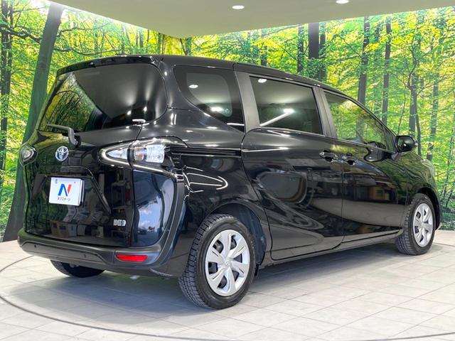 シエンタ ハイブリッドG 両側電動ドア 純正SDナビ 全周囲カメラ 衝突被害軽減システム 禁煙車 ドラレコ コーナーセンサー スマートキー LEDヘッド ビルトインETC クルコン オートハイビーム 車線逸脱警報(17枚目)