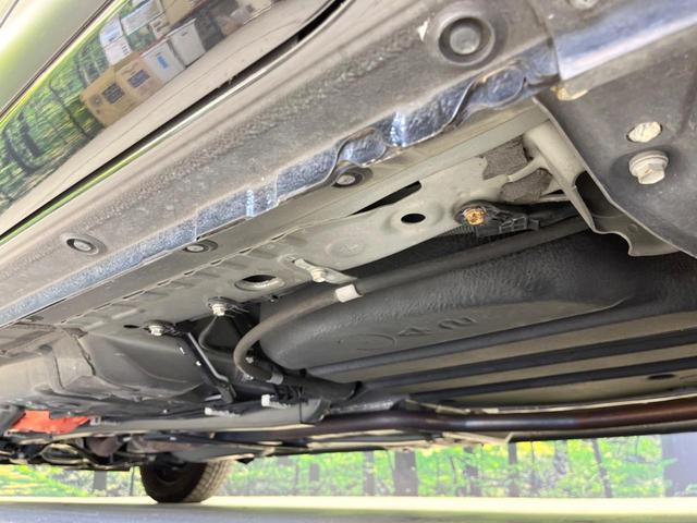 シエンタ ハイブリッドG 両側電動ドア 純正SDナビ 全周囲カメラ 衝突被害軽減システム 禁煙車 ドラレコ コーナーセンサー スマートキー LEDヘッド ビルトインETC クルコン オートハイビーム 車線逸脱警報(21枚目)