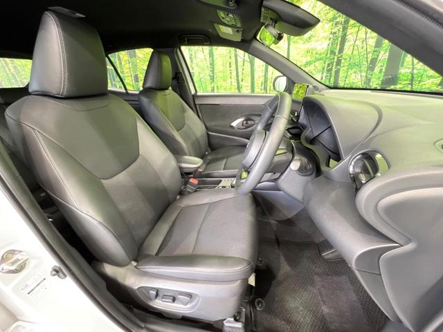 ヤリスクロス ハイブリッドZ バックカメラ 衝突被害軽減システム レーダークルーズ 禁煙車 ハーフレザーシート パワーシート ドラレコ コーナーセンサー スマートキー LEDヘッド ナビ連動ETC 純正18インチアルミ(8枚目)