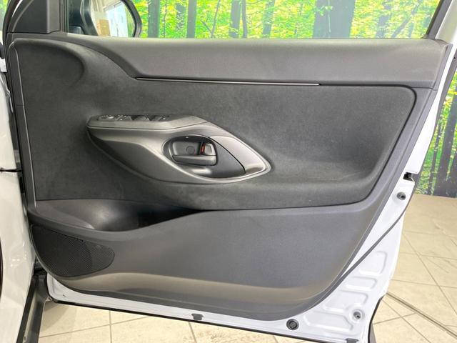 ヤリスクロス ハイブリッドZ バックカメラ 衝突被害軽減システム レーダークルーズ 禁煙車 ハーフレザーシート パワーシート ドラレコ コーナーセンサー スマートキー LEDヘッド ナビ連動ETC 純正18インチアルミ(32枚目)