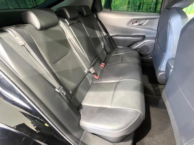 プリウス Z ガラスルーフ 全周囲カメラ 100V電源 12.3型ディスプレイオーディオ 衝突被害軽減システム レーダークルーズ 禁煙車 電動リアゲート ハーフレザーシート 前席シートエアコン パワーシート(9枚目)