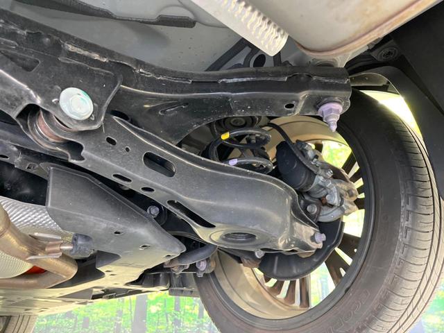 プリウス Z ガラスルーフ 全周囲カメラ 100V電源 12.3型ディスプレイオーディオ 衝突被害軽減システム レーダークルーズ 禁煙車 電動リアゲート ハーフレザーシート 前席シートエアコン パワーシート(22枚目)