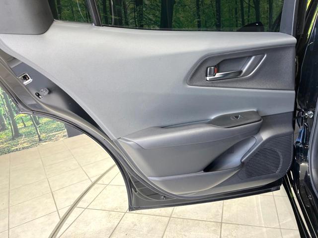 プリウス Z ガラスルーフ 全周囲カメラ 100V電源 12.3型ディスプレイオーディオ 衝突被害軽減システム レーダークルーズ 禁煙車 電動リアゲート ハーフレザーシート 前席シートエアコン パワーシート(26枚目)