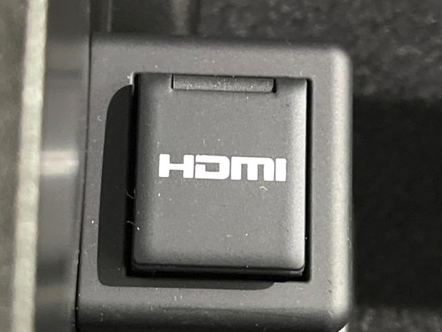 プリウス Z ガラスルーフ 全周囲カメラ 100V電源 12.3型ディスプレイオーディオ 衝突被害軽減システム レーダークルーズ 禁煙車 電動リアゲート ハーフレザーシート 前席シートエアコン パワーシート(43枚目)