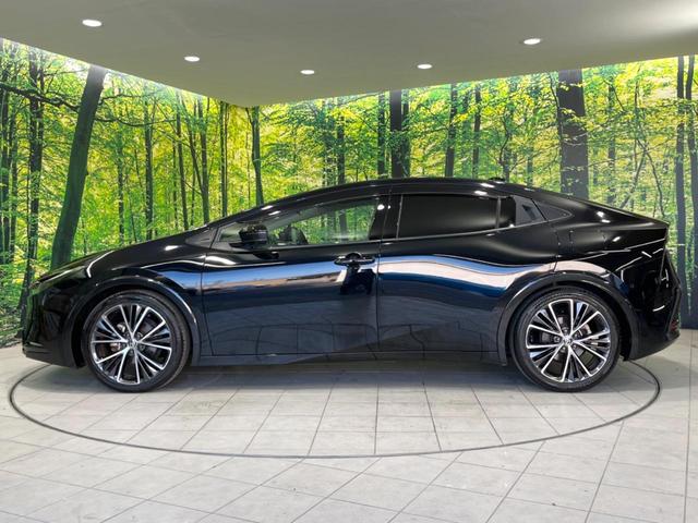 プリウス Z ガラスルーフ 全周囲カメラ 100V電源 12.3型ディスプレイオーディオ 衝突被害軽減システム レーダークルーズ 禁煙車 電動リアゲート ハーフレザーシート 前席シートエアコン パワーシート(71枚目)