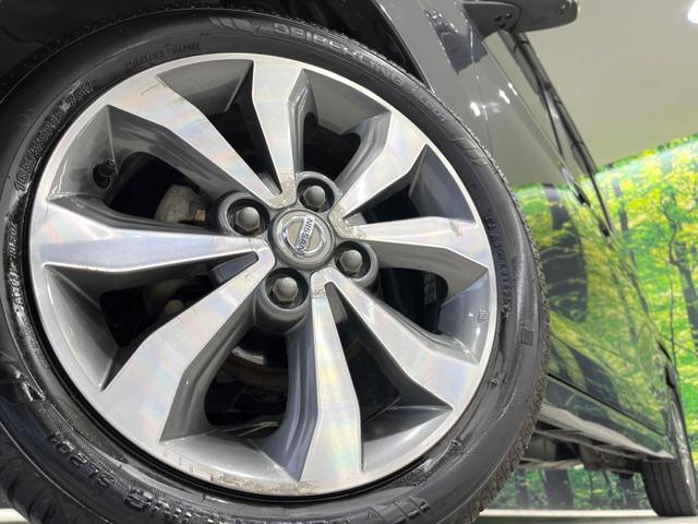 デイズルークス ハイウェイスター X Gパッケージ 両側電動ドア 純正SDナビ 全周囲カメラ 禁煙車 スマートキー HIDヘッド ETC 純正15インチアルミ オートライト オートエアコン CD フルセグ ロールサンシェード 盗難防止装置(13枚目)