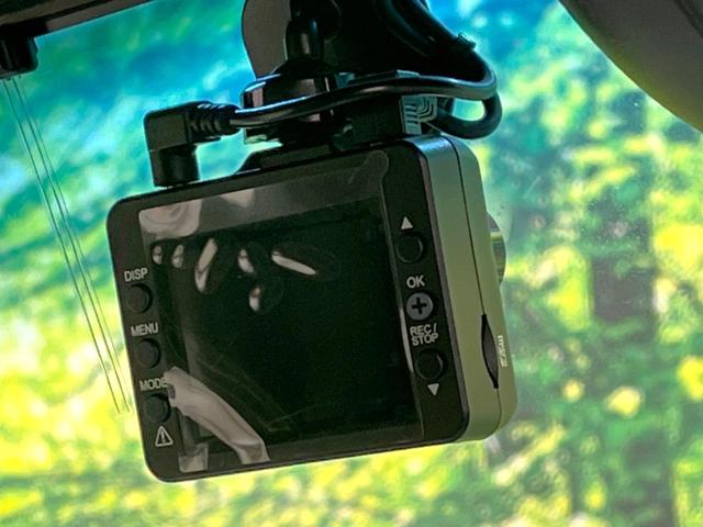 Ｎ－ＢＯＸカスタム Ｇ・Ｌホンダセンシング　電動スライドドア　ＳＤナビ　バックカメラ　衝突被害軽減システム　禁煙車　ドラレコ　スマートキー　ＬＥＤヘッド　ビルトインＥＴＣ　純正１４インチアルミ　オートハイビーム　車線逸脱警報　オートライト（8枚目）