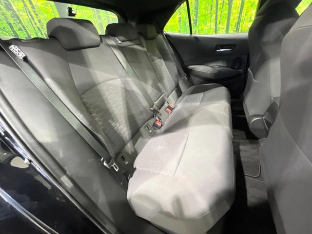 カローラスポーツ ハイブリッドＧ　バックカメラ　衝突被害軽減システム　純正ディスプレイオーディオ　レーダークルーズ　禁煙車　ドラレコ　コーナーセンサー　スマートキー　ＬＥＤヘッド　ＥＴＣ　純正１６インチアルミ　オートハイビーム（9枚目）