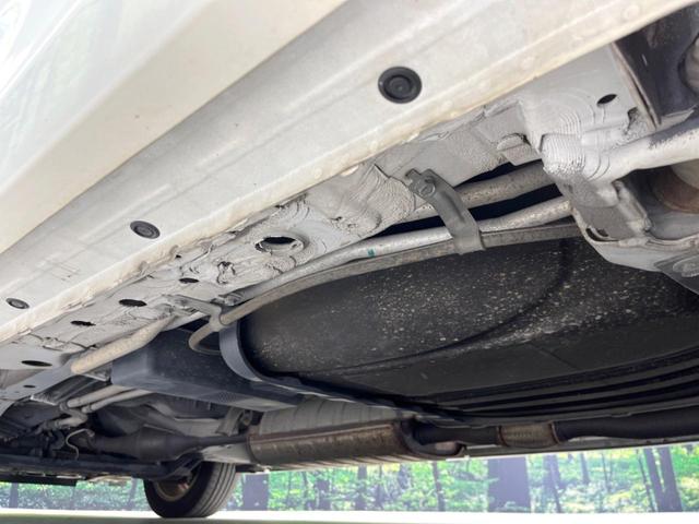 セレナ ハイウェイスター　ガラスルーフ　両側電動ドア　純正ＨＤＤナビ　バックカメラ　衝突被害軽減システム　禁煙車　スマートキー　ＨＩＤヘッド　ビルトインＥＴＣ　クルコン　純正１６インチアルミ　オートライト　オートエアコン（21枚目）