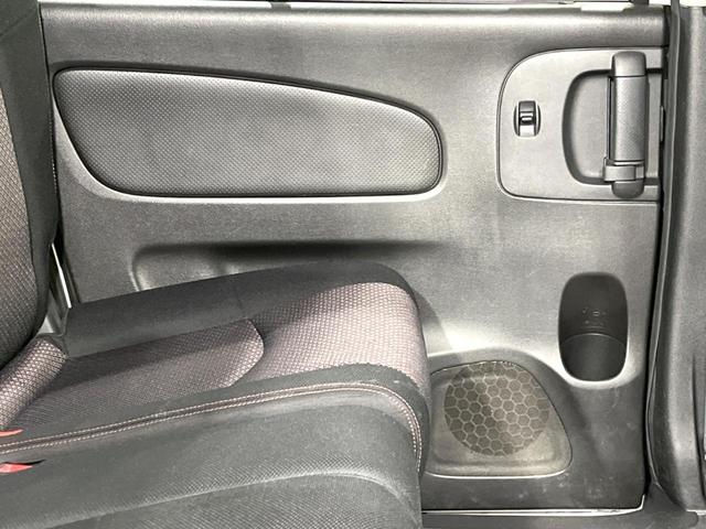 セレナ ハイウェイスター　ガラスルーフ　両側電動ドア　純正ＨＤＤナビ　バックカメラ　衝突被害軽減システム　禁煙車　スマートキー　ＨＩＤヘッド　ビルトインＥＴＣ　クルコン　純正１６インチアルミ　オートライト　オートエアコン（35枚目）