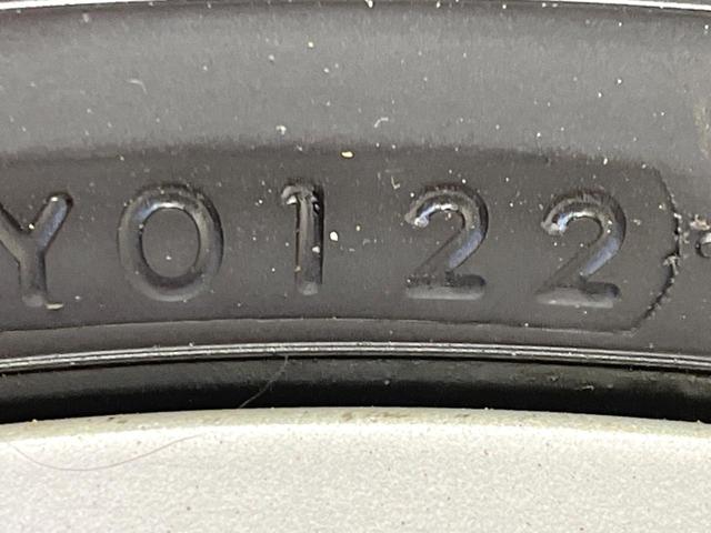 セレナ ハイウェイスター　ガラスルーフ　両側電動ドア　純正ＨＤＤナビ　バックカメラ　衝突被害軽減システム　禁煙車　スマートキー　ＨＩＤヘッド　ビルトインＥＴＣ　クルコン　純正１６インチアルミ　オートライト　オートエアコン（65枚目）