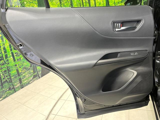 ハリアーハイブリッド Ｇ　レザーパッケージ　８インチディスプレイ　バックカメラ　衝突被害軽減システム　レーダークルーズ　禁煙車　電動リアゲート　レザーシート　前席シートエアコン　パワーシート　ドラレコ　コーナーセンサー　ＬＥＤヘッド　ＥＴＣ（68枚目）