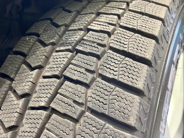 Ｃ－ＨＲ Ｓ　ＬＥＤエディション　純正９型ナビ　バックカメラ　衝突被害軽減システム　レーダークルーズ　禁煙車　スマートキー　ＬＥＤヘッド　ナビ連動ＥＴＣ　純正１７インチアルミ　オートハイビーム　車線逸脱警報　オートライト（32枚目）