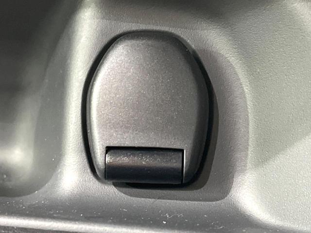 セレナ ｅ－パワー　ハイウェイスターＶ　両側電動ドア　純正１０型ナビ　後席モニター　全周囲カメラ　衝突被害軽減システム　レーダークルーズ　禁煙車　ドラレコ　コーナーセンサー　スマートキー　ＬＥＤヘッド　ビルトインＥＴＣ　純正１６インチアルミ（57枚目）