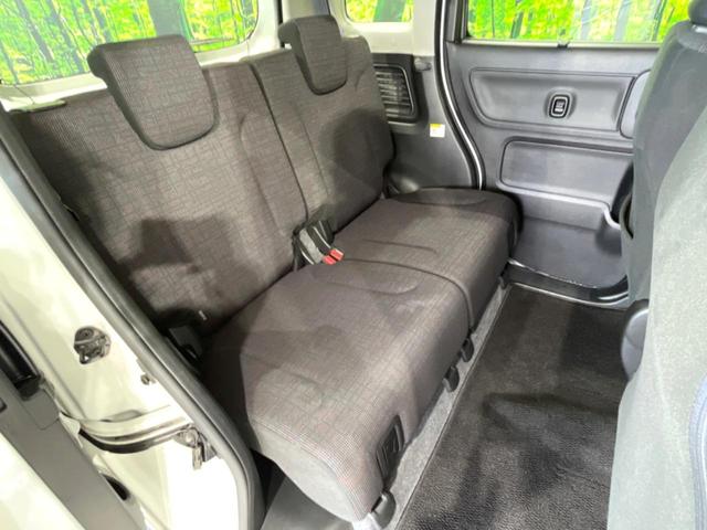 スペーシア ハイブリッドＸ　４ＷＤ　両側電動ドア　純正ＳＤナビ　全周囲カメラ　衝突被害軽減システム　禁煙車　コーナーセンサー　スマートキー　ビルトインＥＴＣ　純正１４インチアルミ　オートハイビーム　車線逸脱警報（9枚目）