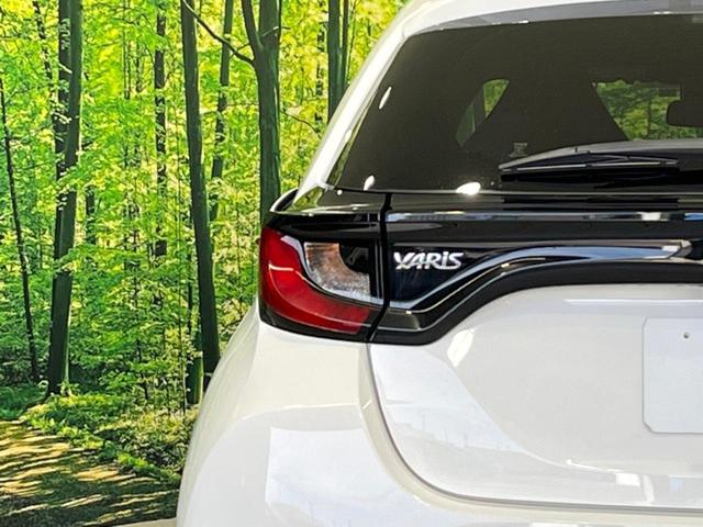 ヤリス ハイブリッドＸ　８インチディスプレイ　バックカメラ　衝突被害軽減システム　レーダークルーズ　禁煙車　ビルトインＥＴＣ　オートハイビーム　車線逸脱警報　オートライト　オートエアコン　Ｂｌｕｅｔｏｏｔｈ　フルセグ（27枚目）