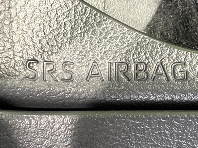 ヤリス ハイブリッドＸ　８インチディスプレイ　バックカメラ　衝突被害軽減システム　レーダークルーズ　禁煙車　ビルトインＥＴＣ　オートハイビーム　車線逸脱警報　オートライト　オートエアコン　Ｂｌｕｅｔｏｏｔｈ　フルセグ（45枚目）