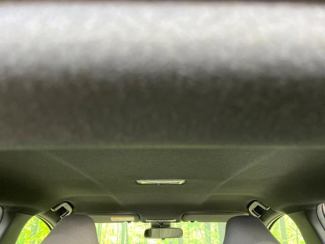 ヤリス ハイブリッドＸ　８インチディスプレイ　バックカメラ　衝突被害軽減システム　レーダークルーズ　禁煙車　ビルトインＥＴＣ　オートハイビーム　車線逸脱警報　オートライト　オートエアコン　Ｂｌｕｅｔｏｏｔｈ　フルセグ（52枚目）