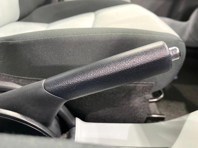 アクア Ｓ　純正ＳＤナビ　バックカメラ　禁煙車　スマートキー　ＬＥＤヘッド　ＥＴＣ　純正１５インチアルミ　オートライト　オートエアコン　ＣＤ　ＤＶＤ再生　地デジ（37枚目）