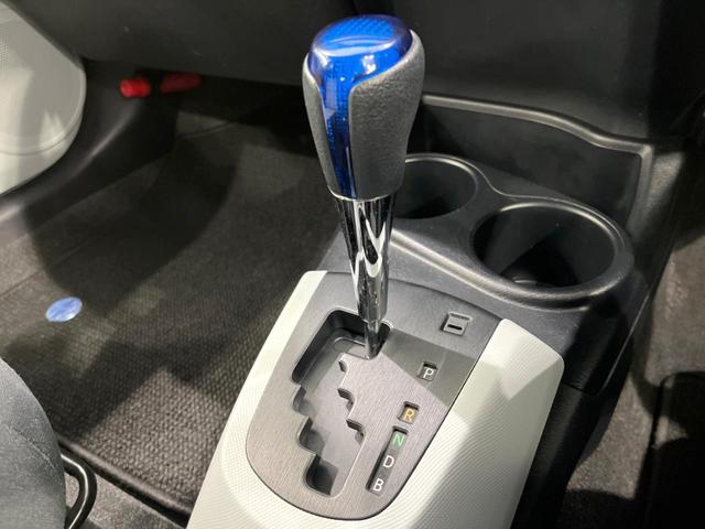 アクア Ｓ　純正ＳＤナビ　バックカメラ　禁煙車　スマートキー　ＬＥＤヘッド　ＥＴＣ　純正１５インチアルミ　オートライト　オートエアコン　ＣＤ　ＤＶＤ再生　地デジ（47枚目）