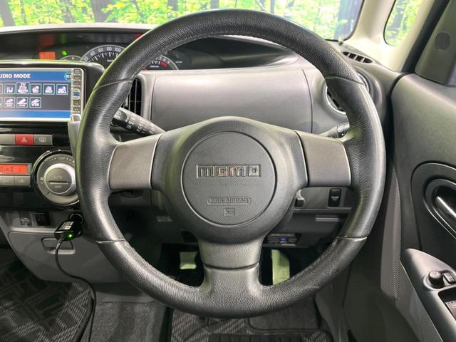 タント カスタムＲＳ　４ＷＤ　電動スライドドア　純正ＨＤＤナビ　バックカメラ　禁煙車　ＨＩＤヘッド　ＥＴＣ　オートエアコン　ＣＤ　ＤＶＤ再生　衝突安全ボディ　盗難防止措置　プライバシーガラス（11枚目）