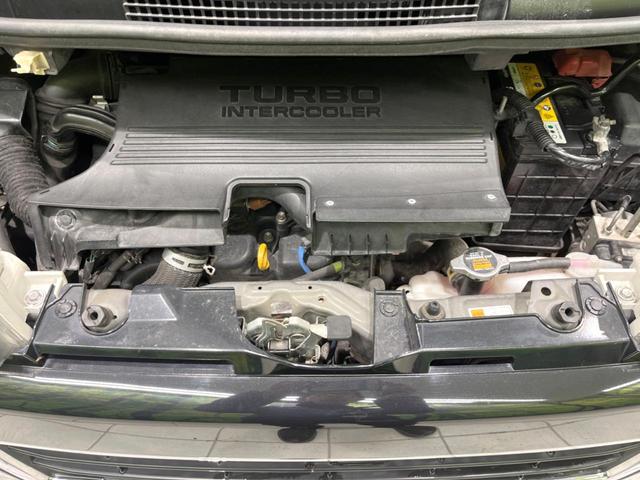 タント カスタムＲＳ　４ＷＤ　電動スライドドア　純正ＨＤＤナビ　バックカメラ　禁煙車　ＨＩＤヘッド　ＥＴＣ　オートエアコン　ＣＤ　ＤＶＤ再生　衝突安全ボディ　盗難防止措置　プライバシーガラス（18枚目）