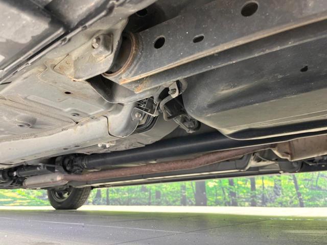 タント カスタムＲＳ　４ＷＤ　電動スライドドア　純正ＨＤＤナビ　バックカメラ　禁煙車　ＨＩＤヘッド　ＥＴＣ　オートエアコン　ＣＤ　ＤＶＤ再生　衝突安全ボディ　盗難防止措置　プライバシーガラス（21枚目）